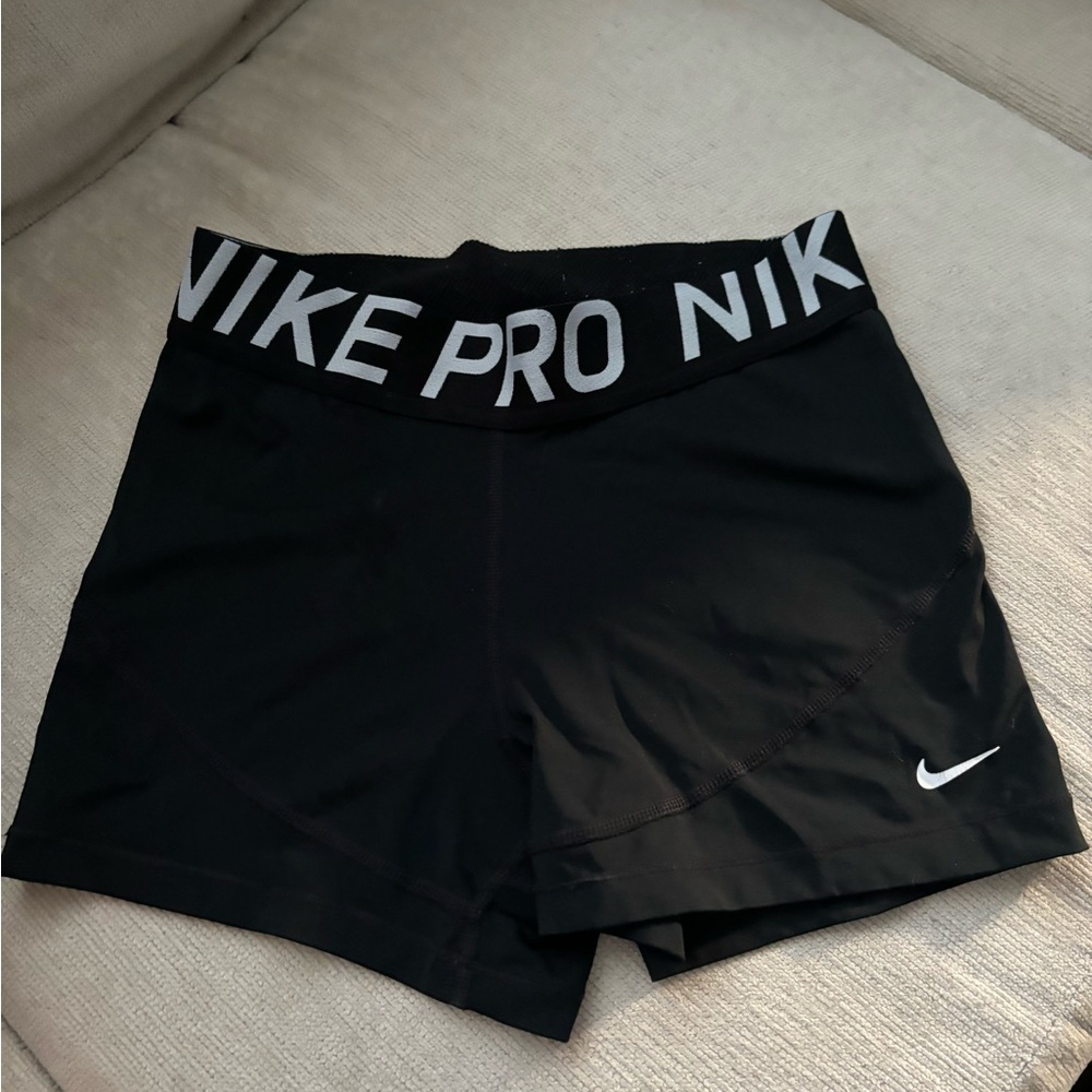 Nike Pro Women's Black Shorts